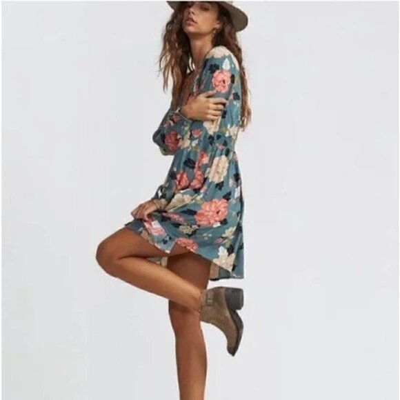 Billabong Sugar Pine Floral Your Love V-Neck Baby-Doll Dress Size M NWT - Picture 1 of 10